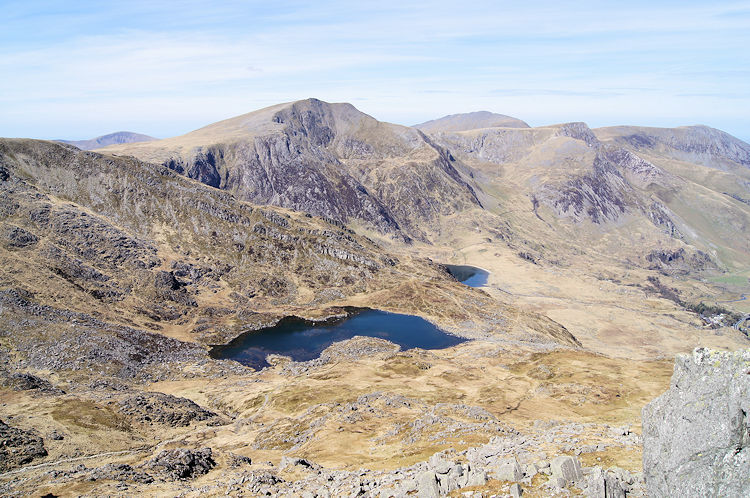 Llyn Bochlwyd,the north edge of Llyn Idwal and Y Garn