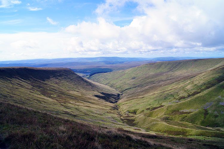 Nant Crew valley