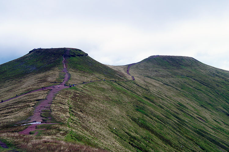 Corn Du and Pen y Fan from Bwlch Duwynt