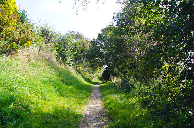 Leaving Thorner via Kirkfield Lane