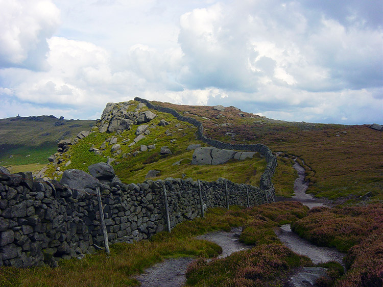 The way from Rylstone Cross to Cracoe War Memorial