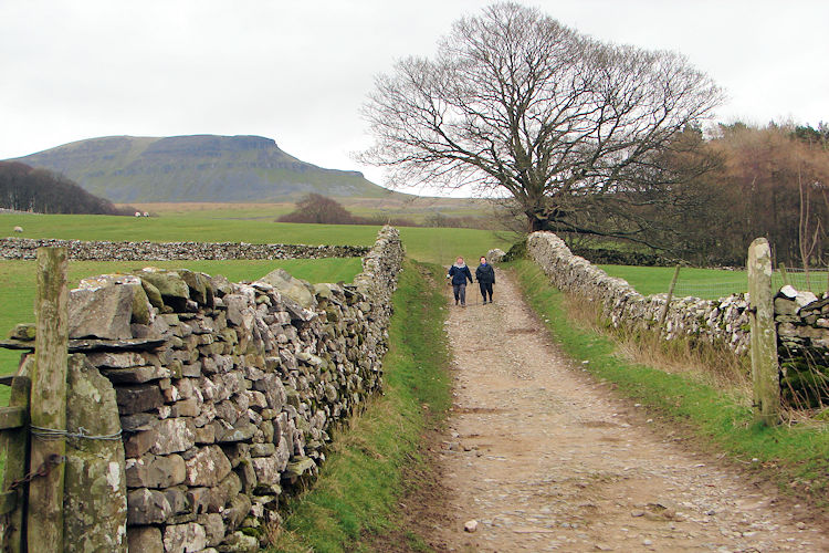 Walking back into Horton in Ribblesdale