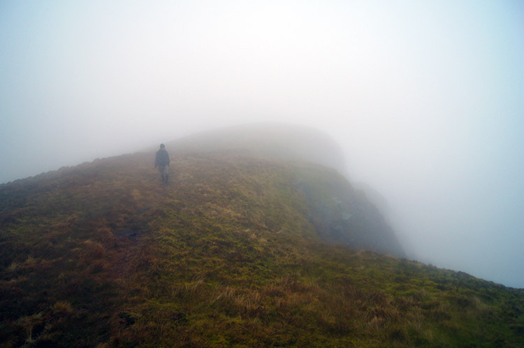 Walking towards Great Dummacks above Cautley Crag