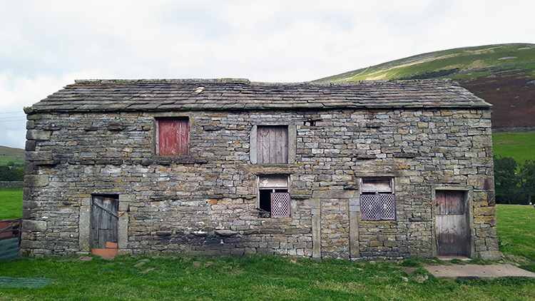 Swaledale Barn near Usha Gap