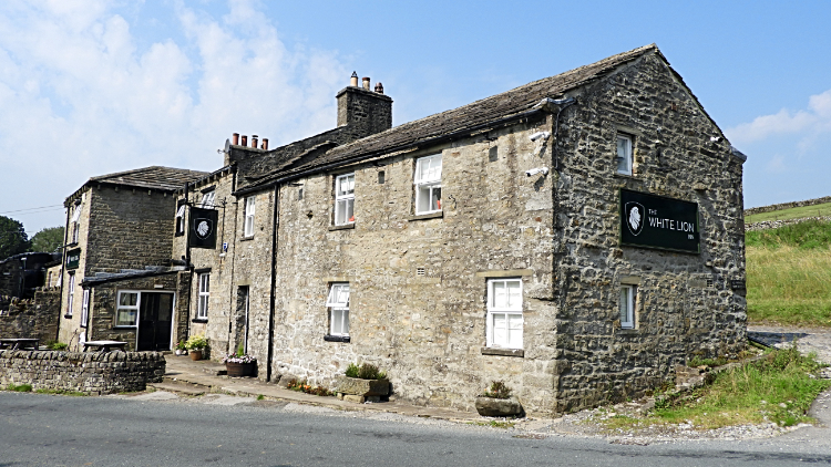 The White Lion Inn, Cray