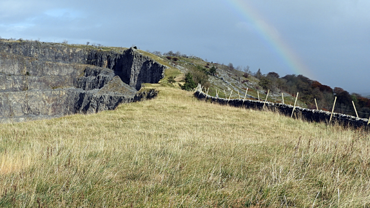 The narrow path beside Giggleswick Quarry