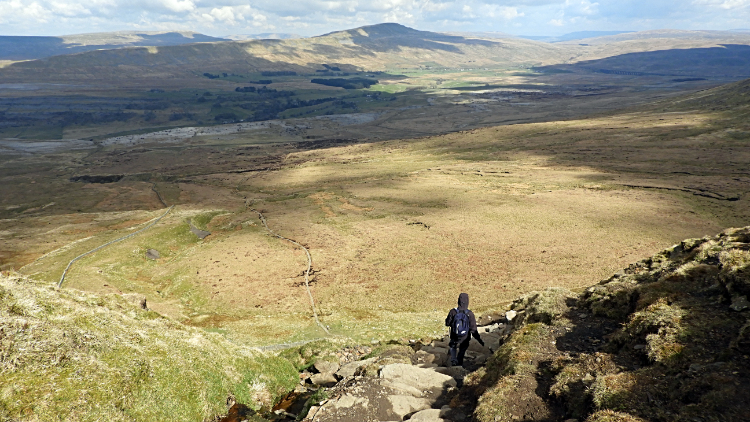 The steep descent to Humphrey Bottom