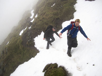 Balancing act between ice and slope