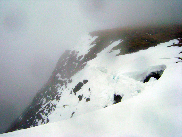 Dangerous snow cornice on Bowscale Fell