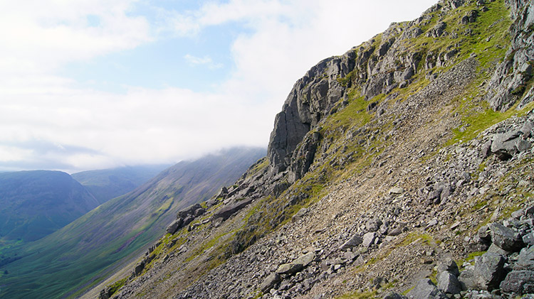 On Gable Traverse near Kern Knotts