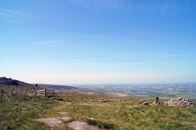 Near Aiggin Stone