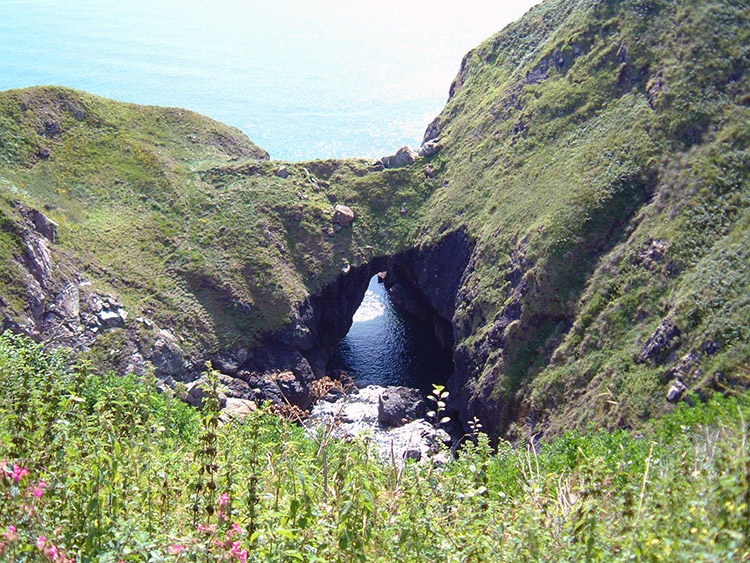 Sea Arch near Mullion Cove