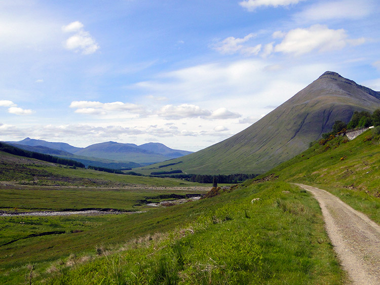 A final look back to the mountains