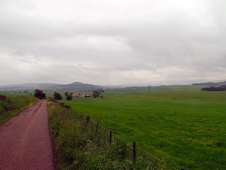 Quiet road to Thankerton