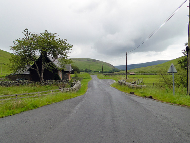 Following the road to St Mary's Loch