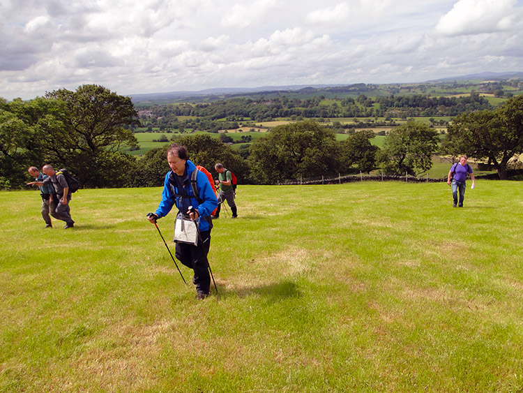 Climbing to Thornton Moor