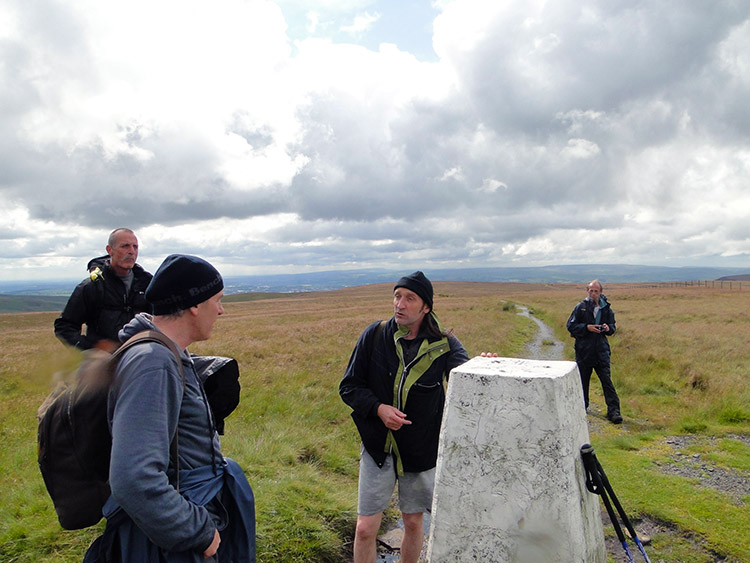 Brothers discussion on White Hill