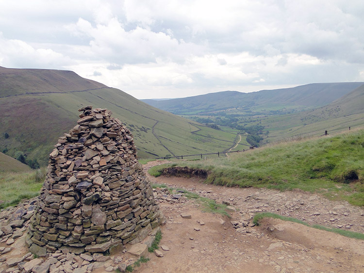 Cairn near Swine's Back