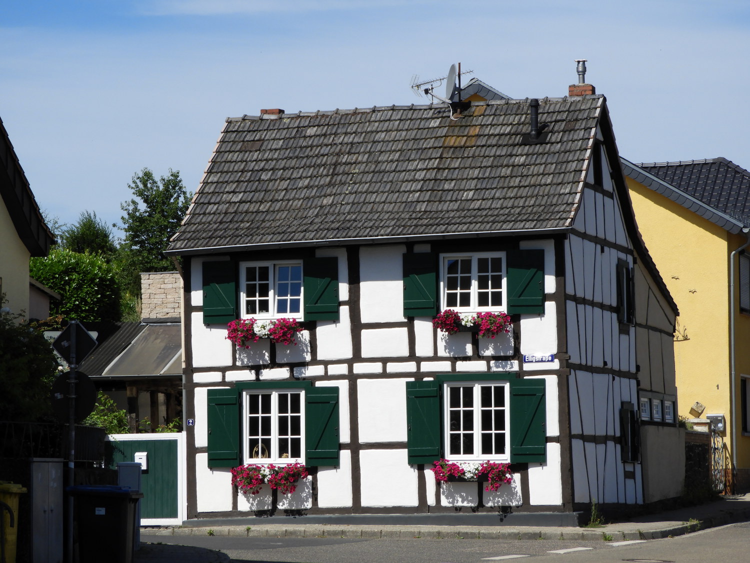 Pretty house in Unkelbach