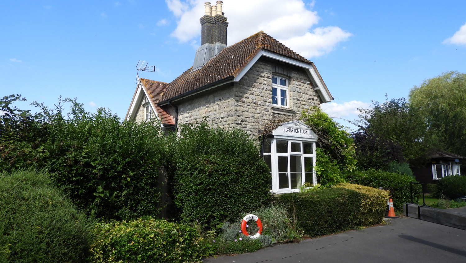 Keeper's House at Grafton Lock