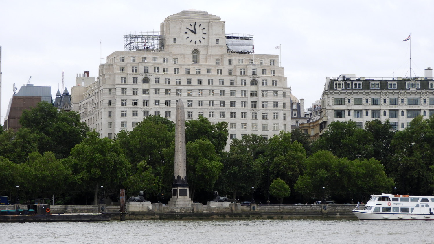 Shell Mex House and Cleopatra's Needle