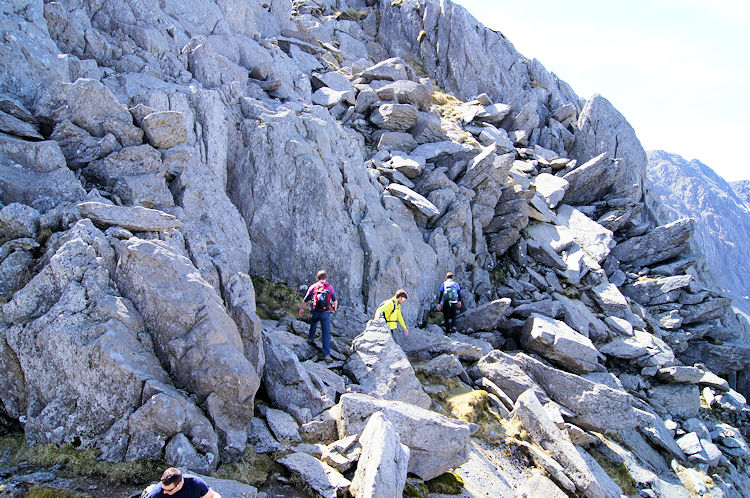 The final rock face to the summit of Tryfan