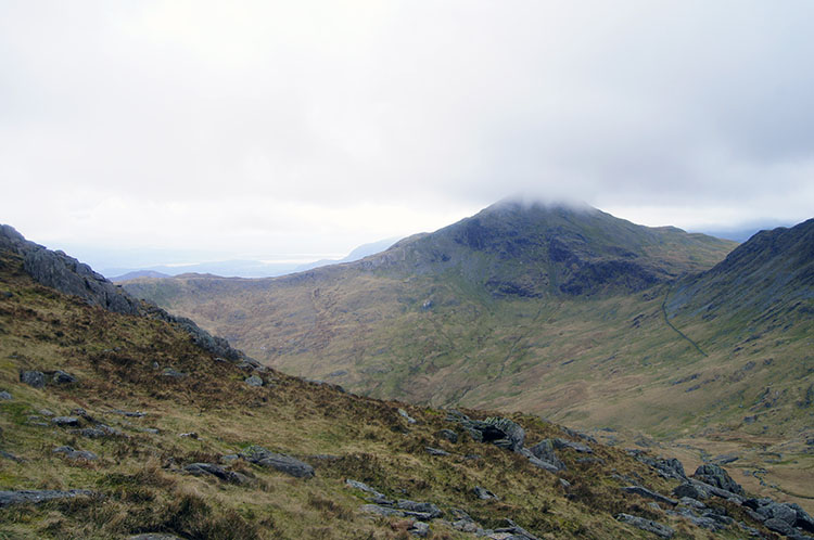 Below the cloud with great views once more