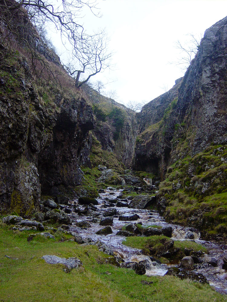 Entering Trollers Gill