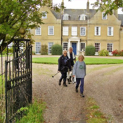 Beesthorpe Hall the path crosses the front lawn