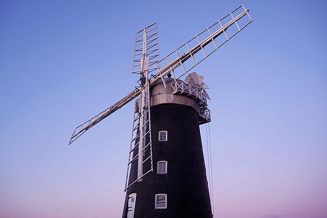 Pakenham Windmill