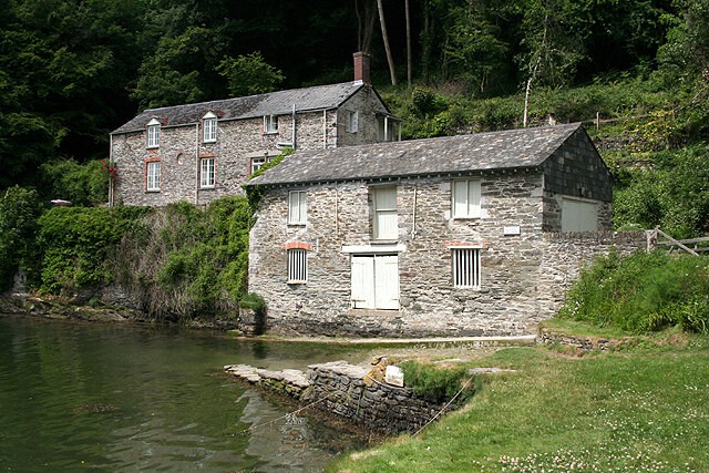 Buildings beside Pont Pill Creek