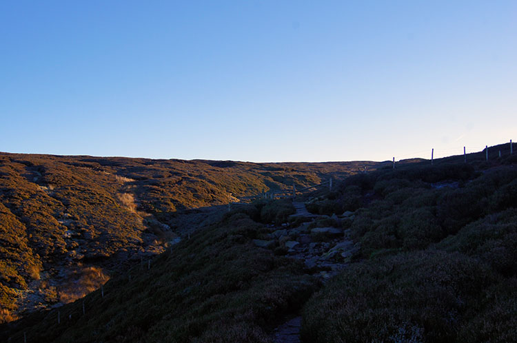 Approaching the head of Torside Clough