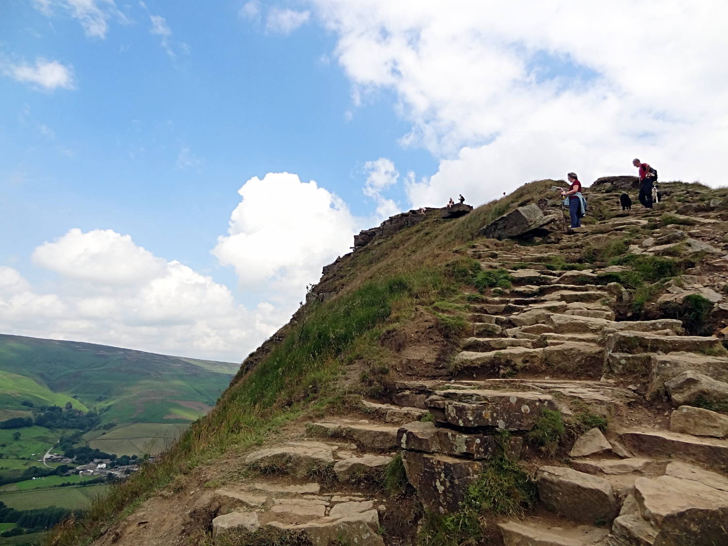 Steep climb to Backtor