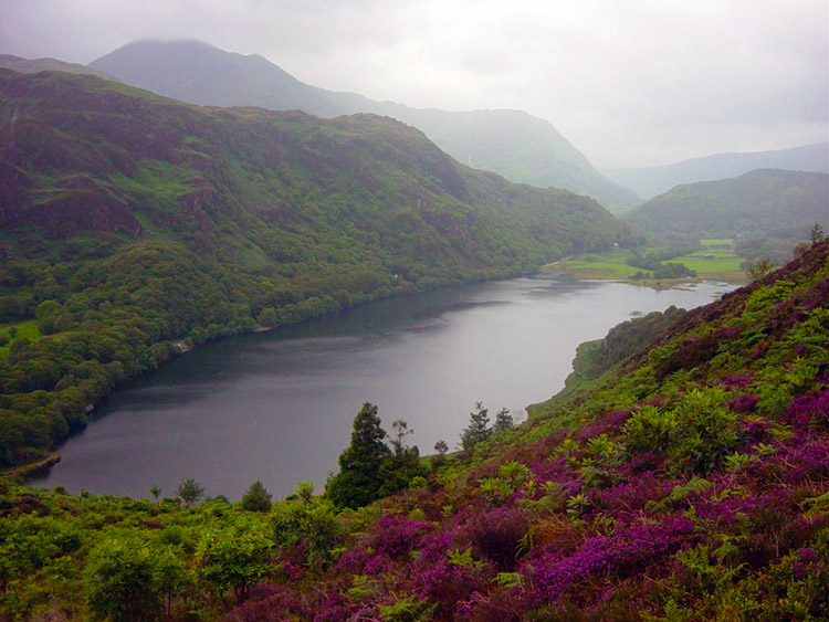 Looking down from Grib Ddu to Llyn Dinas