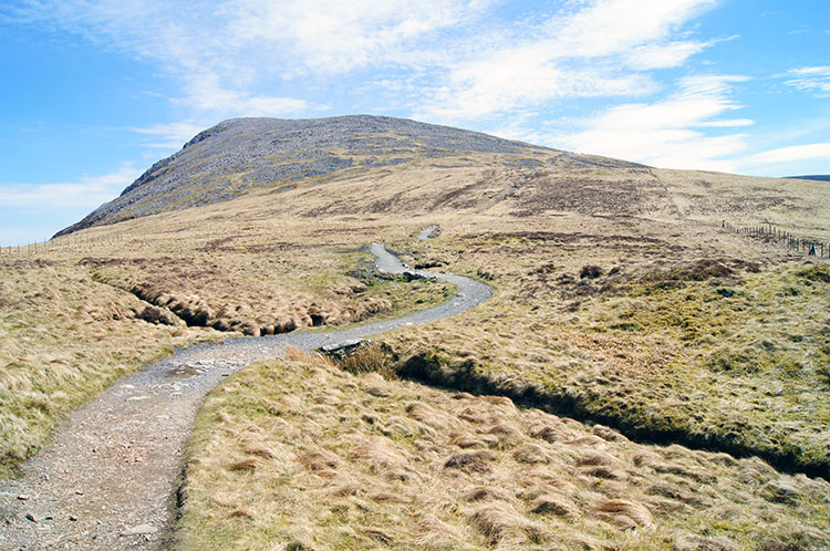 The Pony Path leads us on towards Penygadair