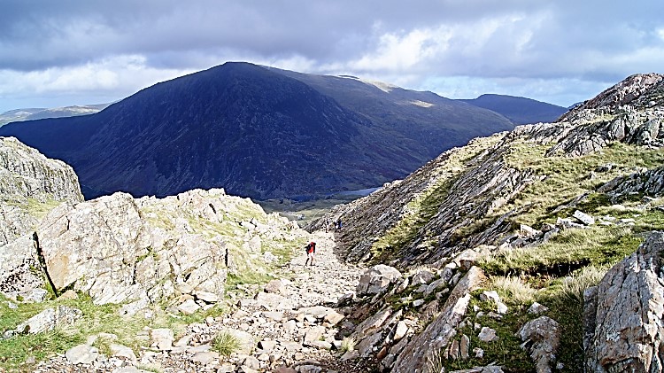 To Devil's Kitchen with a view to Carnedd Dafydd