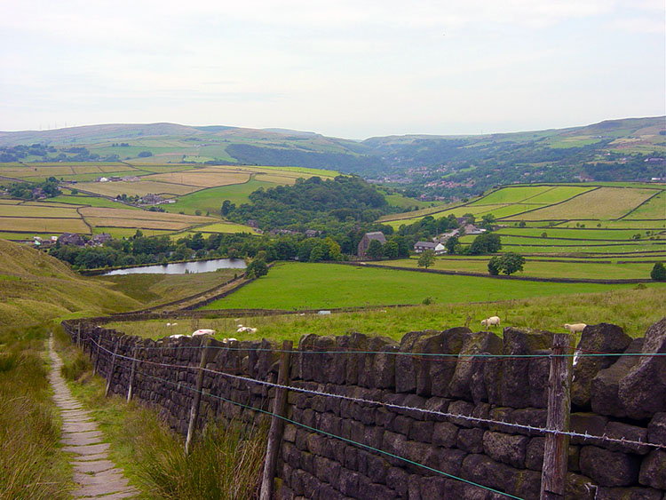 Nearing Heeley Dam at Lumbutts