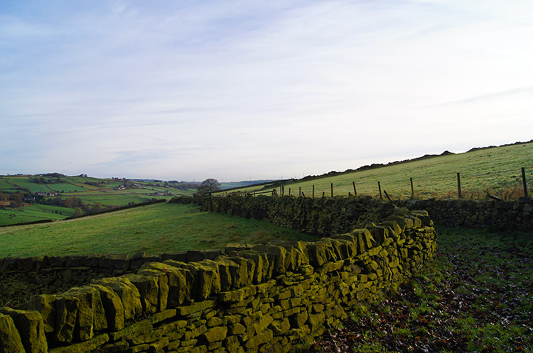 Farm lane at Higher Wormald