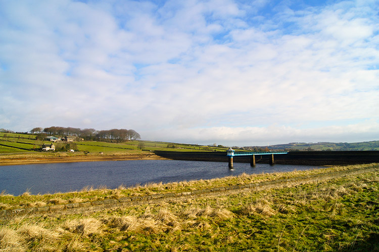 Leeshaw Reservoir